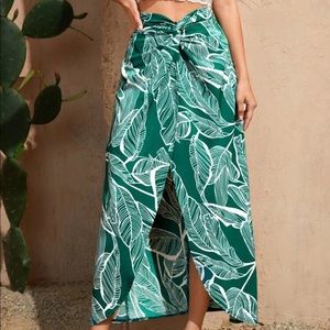 Shein L Tropical Leaves High Waisted Skirt